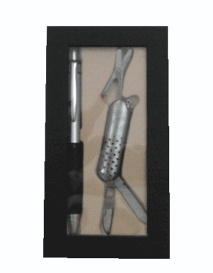 Caja Negra con multiusos y bolígrafo
